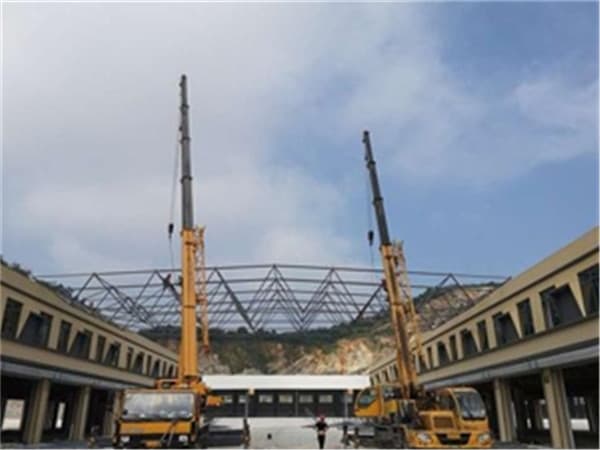 吐鲁番仓储物流网架生产厂家案例